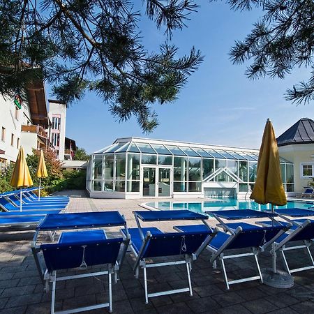 Golf-Tennis-Wellnesshotel Mori Sankt Kanzian am Klopeiner See Eksteriør bilde