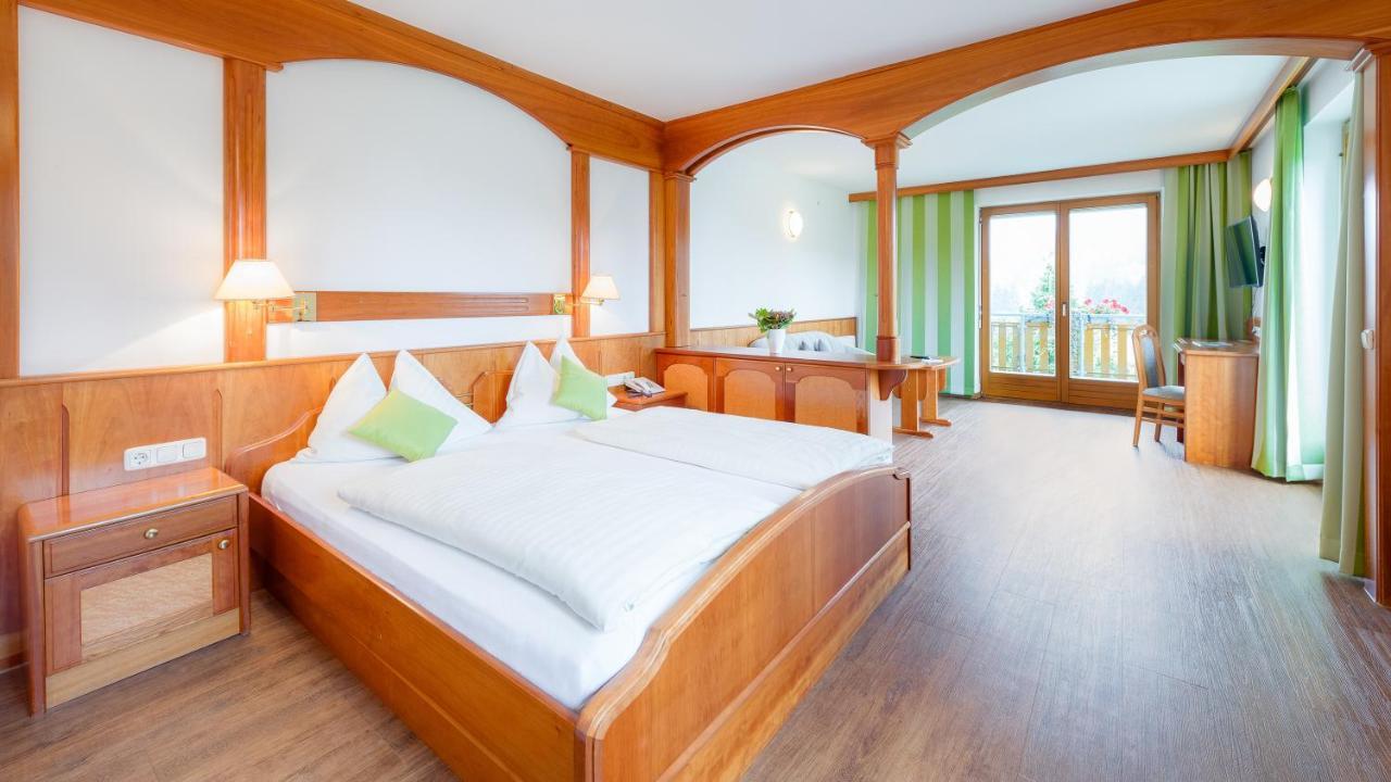 Golf-Tennis-Wellnesshotel Mori Sankt Kanzian am Klopeiner See Eksteriør bilde